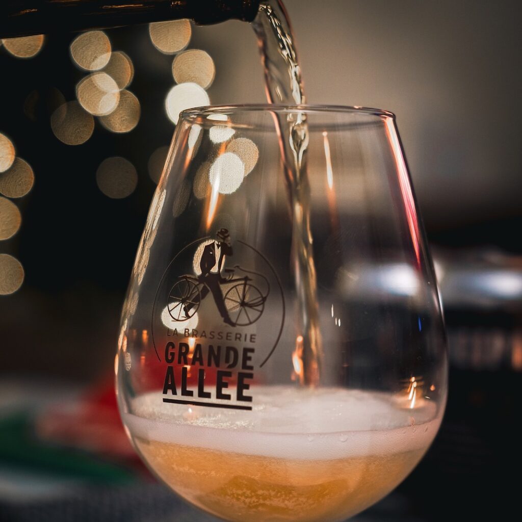 BiereMicrobrasserieGrandeAllée-Jeboislocal