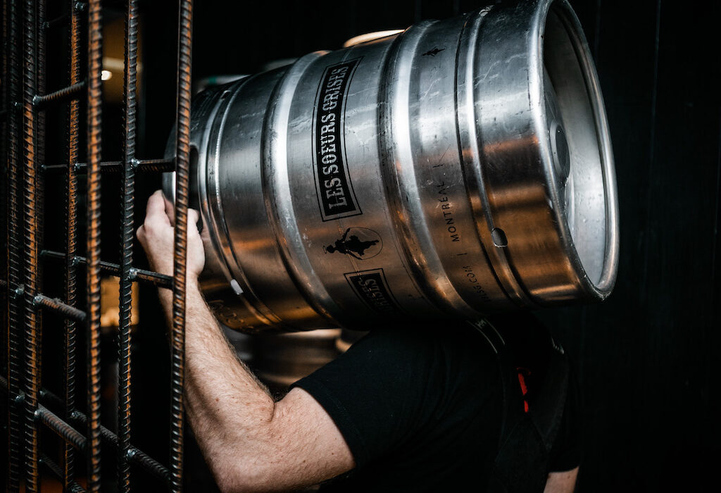 LesSoeursGrises-barril