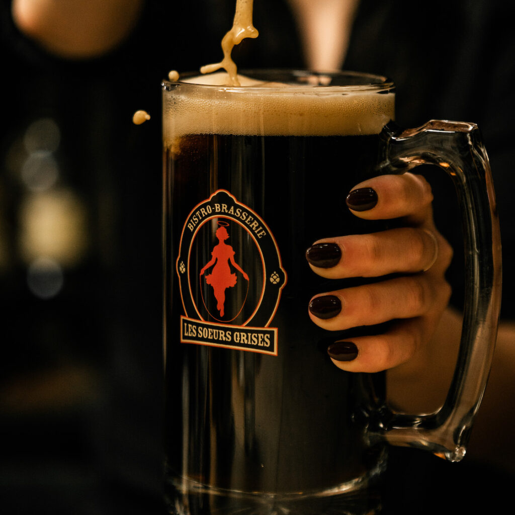 LesSoeursGrises-buck